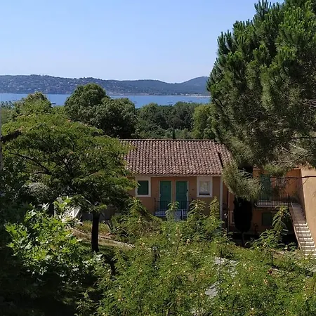 Apartment Flat With Sea View With Swimming Pool