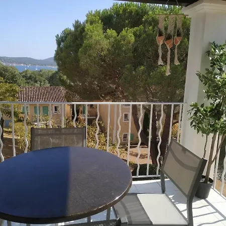 Flat With Sea View With Swimming Pool Apartment Grimaud