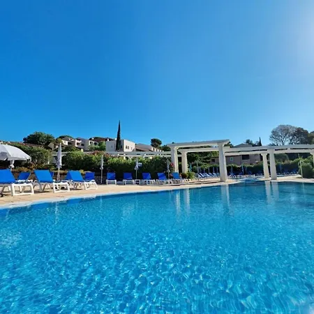 Flat With Sea View With Swimming Pool Appartement Grimaud