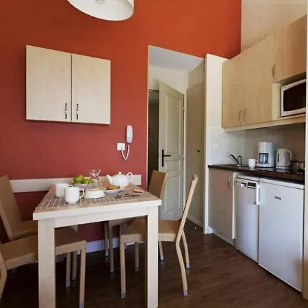 Flat With Sea View With Swimming Pool